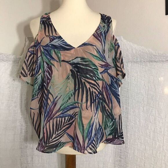 Show Me Your MuMu Cold Shoulder Leaf Print Top Size Small - Picture 2 of 8